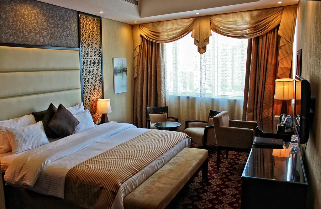 Paragon Hotel Abu Dhabi Bagian luar foto